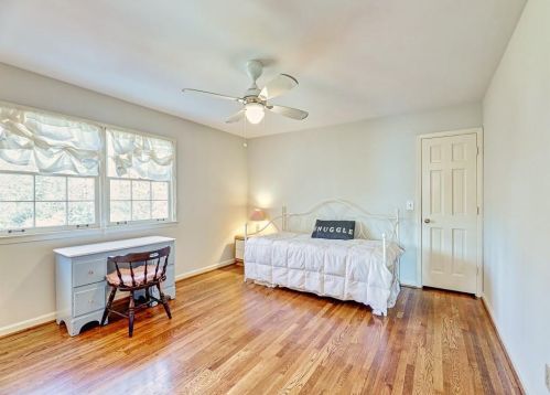 5116 Meadowlake Dr, Atlanta GA 30338-4317 exterior