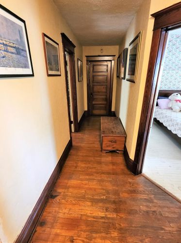 1431 Leahy St, Meskegon MI 49442-5035 exterior