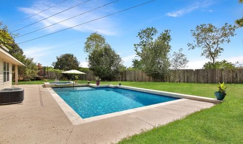 9502 Barr Spg Dr, Humble TX 77396-4228 exterior