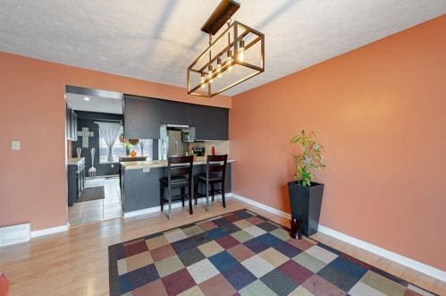 236 Mnr Vw Dr, Manor PA 15665-9731 exterior