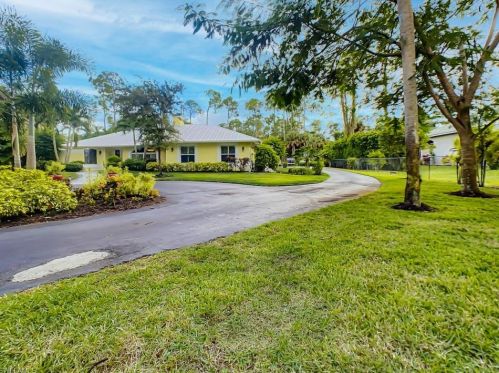 5340 Hawthorn Wood Way, Naples FL 34116-5019 exterior