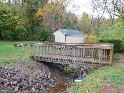 557 Limerick Ctr Rd, Limerick PA 19468-1238 exterior