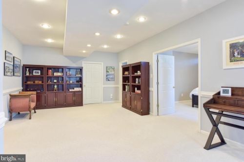 1510 Judd Ct, Herndon VA 20170-2564 exterior