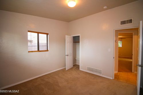 5602 Mabel St, Tucson AZ 85715-5059 exterior