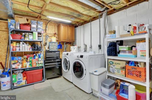 484 Columbus Ave, Littlestown PA 17340-1516 exterior