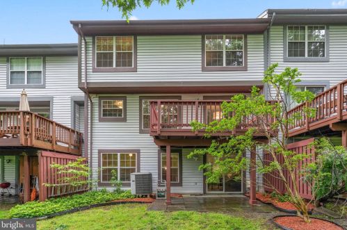 1633 Hugo Cir, Silver Spring MD 20906-5922 exterior