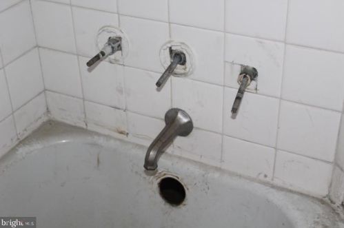 1313 Mount Ephraim Ave, Camden NJ 08104-1151 exterior