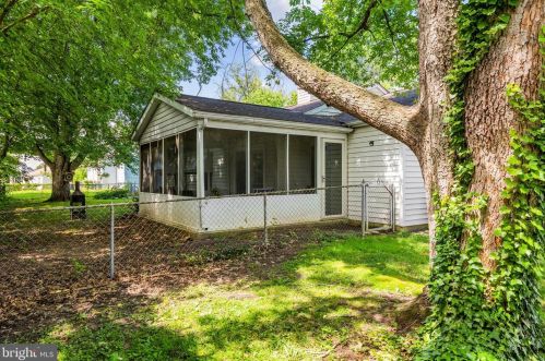 1 Ferris Ct, New Castle DE  19720-5169 exterior