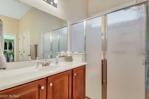 1831 Placita Canoa Azul, Green Valley AZ 85622-8079 exterior