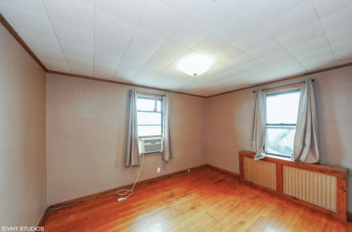 1816 Kellogg Ave, Waukegan IL 60087-4705 exterior