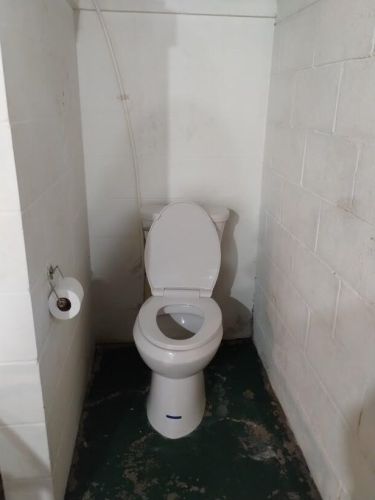 2476 Glenside Blvd, Meskegon MI 49441-3271 exterior