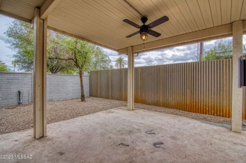 892 Glenn St, Tucson AZ  85705-4120 exterior