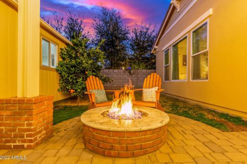 5310 2nd St, Phoenix AZ 85085-7756 exterior