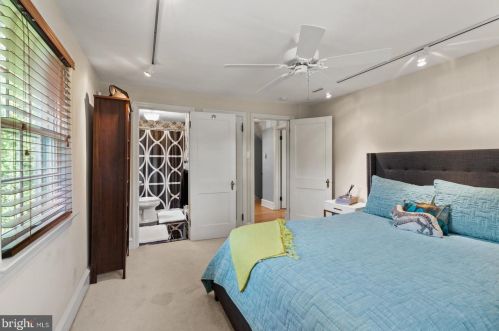 217 White Horse Pike, Camden NJ 08106-1307 exterior