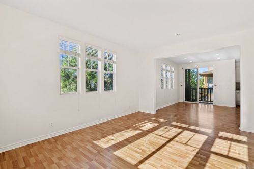 120 Liberty St, Tustin CA  92782-6515 exterior