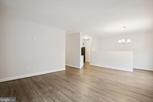 6401 Edsall Rd, Alexandria VA  22312-6411 exterior