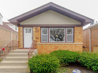 9059 Emerald Ave, Chicago IL  60620-2608 exterior