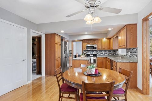 7853 131 St, Saint Paul MN 55124-9703 exterior