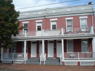 1104 Cary St, Richmond VA  23220-5408 exterior