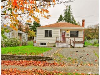 6032 37 Ave, Seattle WA  98115-7405 exterior