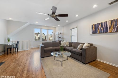 1444 George St, Chicago IL 60657-4103 exterior