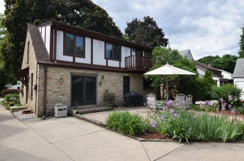 8110 Jackson Park Blvd, Milwaukee WI 53213-1656 exterior