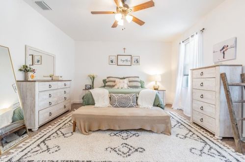 3031 Meadow St, Tampa FL 33611-5519 exterior