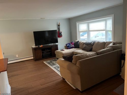 34 William St, Dover NJ 07803-2437 exterior