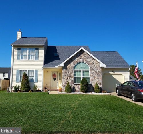 553 Mason Dr, New Castle, DE 19720-7683