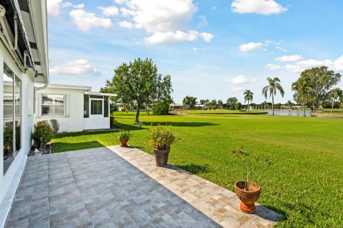 115 18 St, Boynton Beach FL 33426-5825 exterior