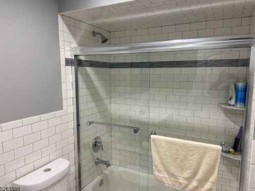 270 New York Ave, Newark NJ 07105-2606 exterior