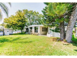 13100 Port Ct, Port Richey, FL 34667-1722