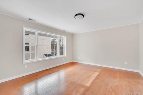 180 Wilcox St, New Britain CT 06051-1231 exterior