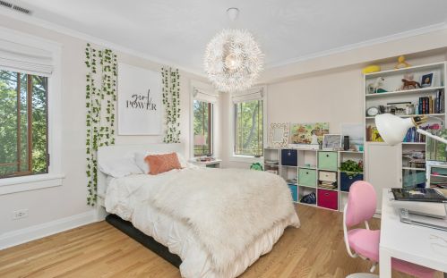 2703 Agatite Ave, Chicago IL 60630-3501 exterior