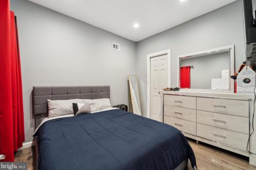 2136 64 St, Philadelphia PA 19151-4507 exterior