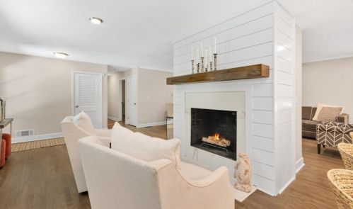 120 Finchley Ct, Atlanta GA  30328-2034 exterior