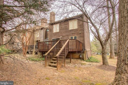 10761 Gloxinia Dr, Rockville MD 20852-3404 exterior