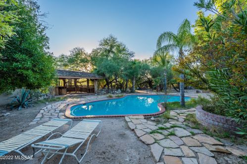 6180 Paseo Tierra Alta, Tucson, AZ 85715-3121