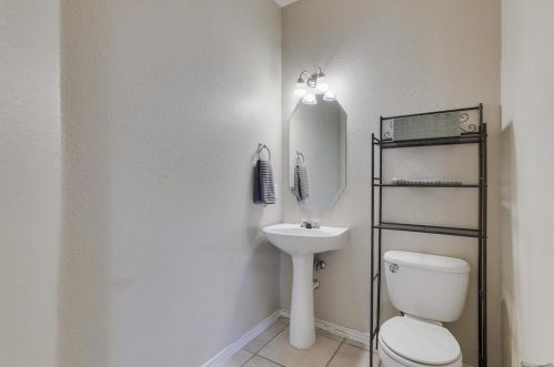 7673 Rockyridge Dr, Frisco TX 75035-8911 exterior