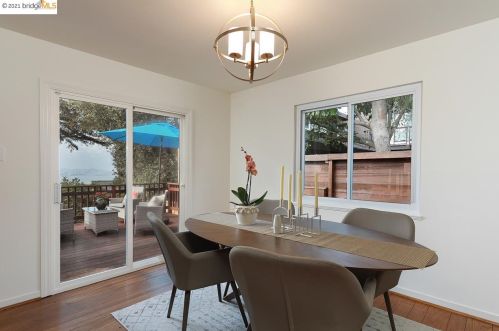 1060 Overlook Rd, Berkeley CA 94708-1712 exterior