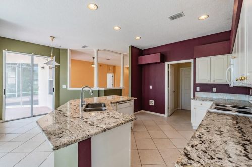 18113 Kara Ct, Tampa FL  33647-3306 exterior