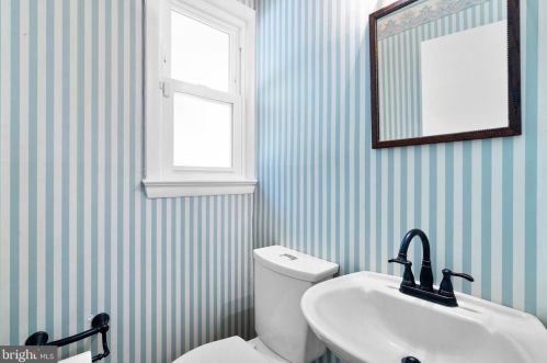 13105 Hathaway Dr, Silver Spring MD 20906-3727 exterior