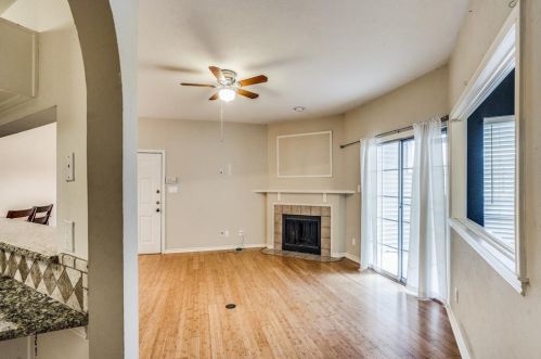 1010 Allen St, Dallas, TX 75204-5751