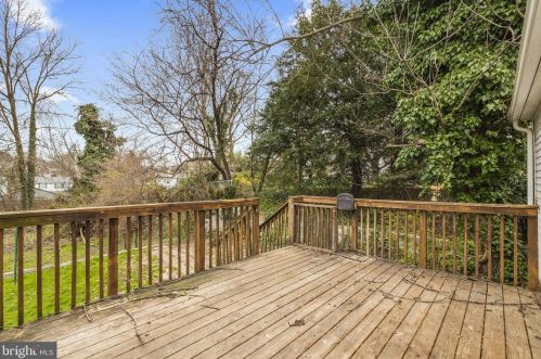 1014 Mulberry St, Chester PA 19015-3045 exterior