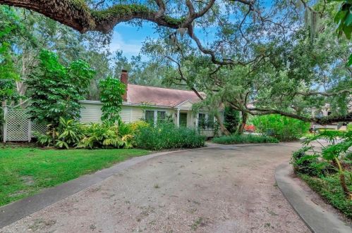 5718 Bayshore Blvd, Tampa FL  33611-4726 exterior