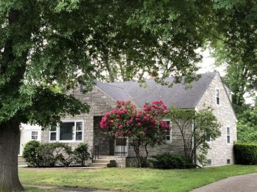 28 Dana St, Springfield, MA 01104-1016