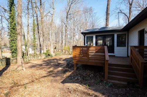 4084 Longview Dr, Atlanta GA 30341-1564 exterior