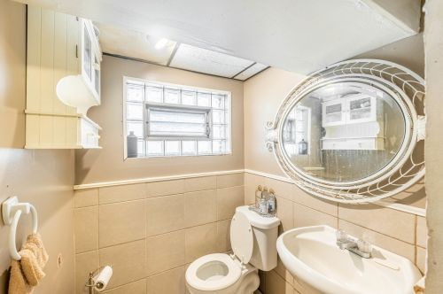 1413 10 Ave, Broadview IL 60153-1537 exterior