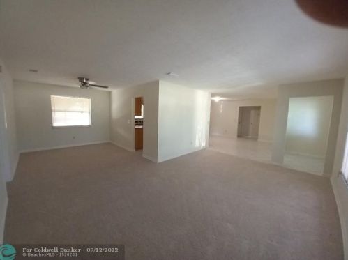 1662 Carillo Ave, Fort Pierce FL 34953-1745 exterior