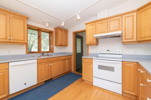 6450 2 St, Kalamazoo MI 49007-4909 exterior